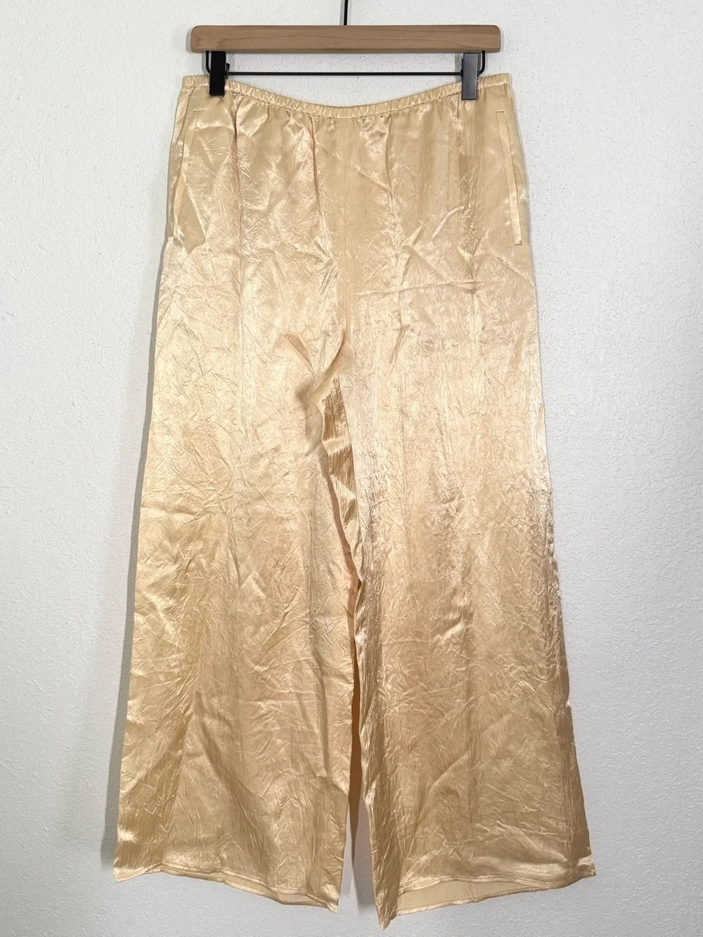 J. Crew Cosmo Cropped pant in Textured Satin Wide Leg Pant Sweet Meringue Medium